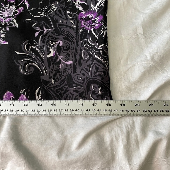 Cleo Women's Black Skirt‎ Purple Floral Print Whimsigoth Size 8 Fairies Mystical - Picture 10 of 11
